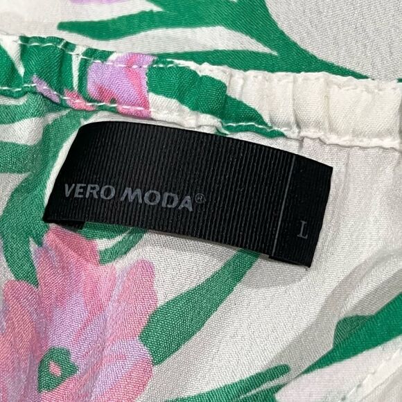 Vero Moda Halter Tropical Tank Top Women’s Large - Picture 3 of 5